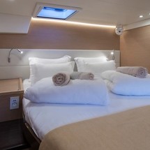 Lagoon 560