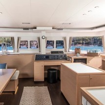 Lagoon 560