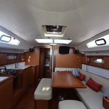 Beneteau Oceanis 43