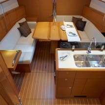 Jeanneau Sun Odyssey 379