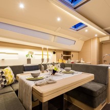 Jeanneau 51