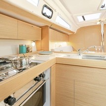 Dufour 360