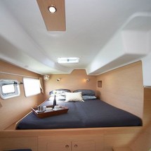 Lagoon 380