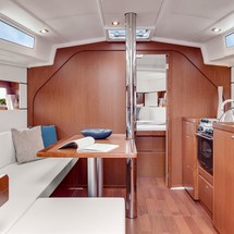 Beneteau Oceanis 38