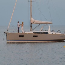 Beneteau Oceanis 38