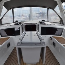 Beneteau Oceanis 48