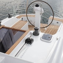 Hanse 325