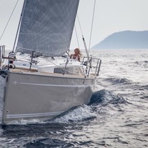 Bavaria 33 Cruiser