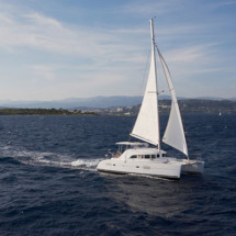 Lagoon 380