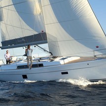 Hanse 445