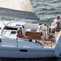 Hanse 385