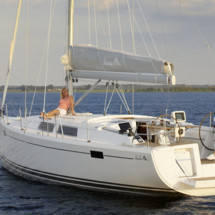 Hanse 385