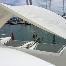 Lagoon 421