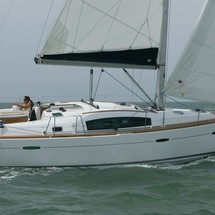 Beneteau Oceanis 40