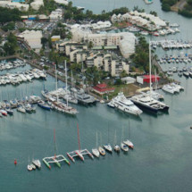 Fountaine Pajot Lucia 40