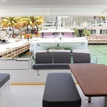 Fountaine Pajot Astréa 42