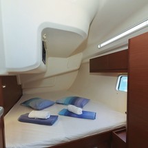 Hanse 418