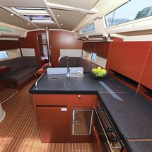 Hanse 418