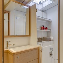 Lagoon 620