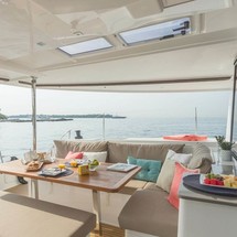 Fountaine Pajot Helia 44