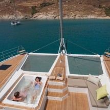 Fountaine Pajot Alegria 67