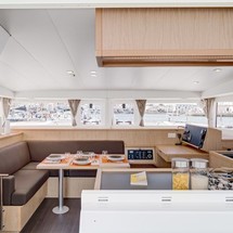 Lagoon 400 S2