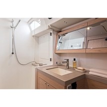 Beneteau Oceanis 51.1