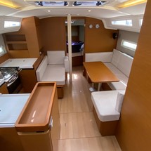 Jeanneau Sun Odyssey 410