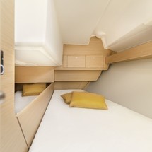Dufour 360