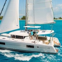 Lagoon 42