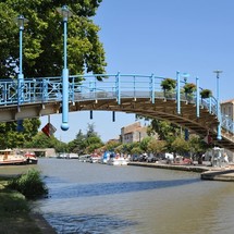 B & b boat builders core sound 17