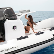 Cayman 23 Sport Touring