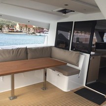 Fountaine Pajot Lucia 40