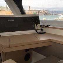 Fountaine Pajot Lucia 40