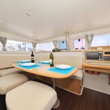 Lagoon 400