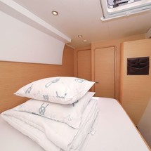 Lagoon 400