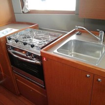 Beneteau Oceanis 38