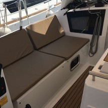 Beneteau Oceanis 38