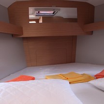 Dufour 390