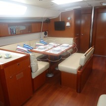 Beneteau Oceanis 54