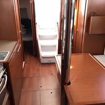 Beneteau Oceanis 38