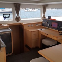 Lagoon 450 F