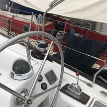 Beneteau Oceanis 43