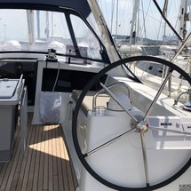 Beneteau Oceanis 48