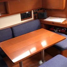 Beneteau Oceanis 45