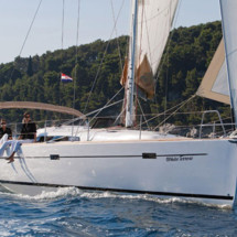 Salona 44