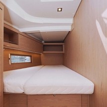 Beneteau Oceanis 46