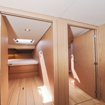 Beneteau Oceanis 46