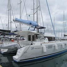 Lagoon 39