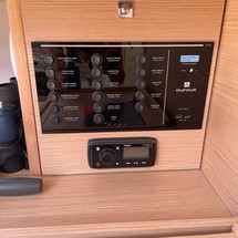 Dufour 390